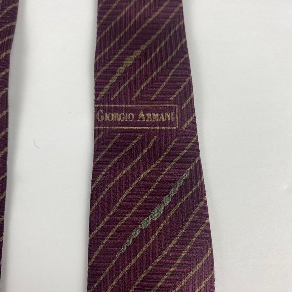 Giorgio Armani Vintage Tie 100% Pure Silk - Picture 7 of 15